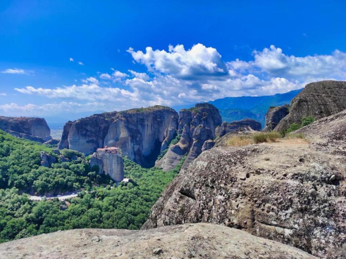 Апартаменты Enjoy Meteora Two Калампака Экстерьер фото
